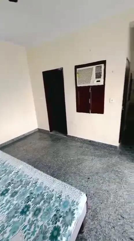 Sunrise PG room 2